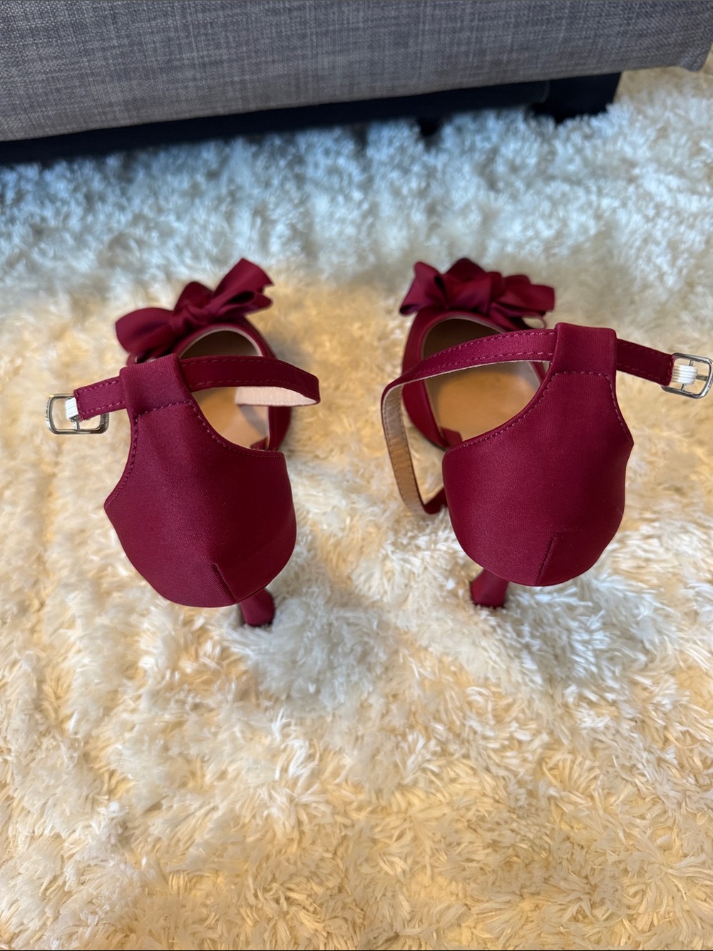 Pointed-Toe Burgundy Bow Ankle-Strap Heels - Picture 2 of 4